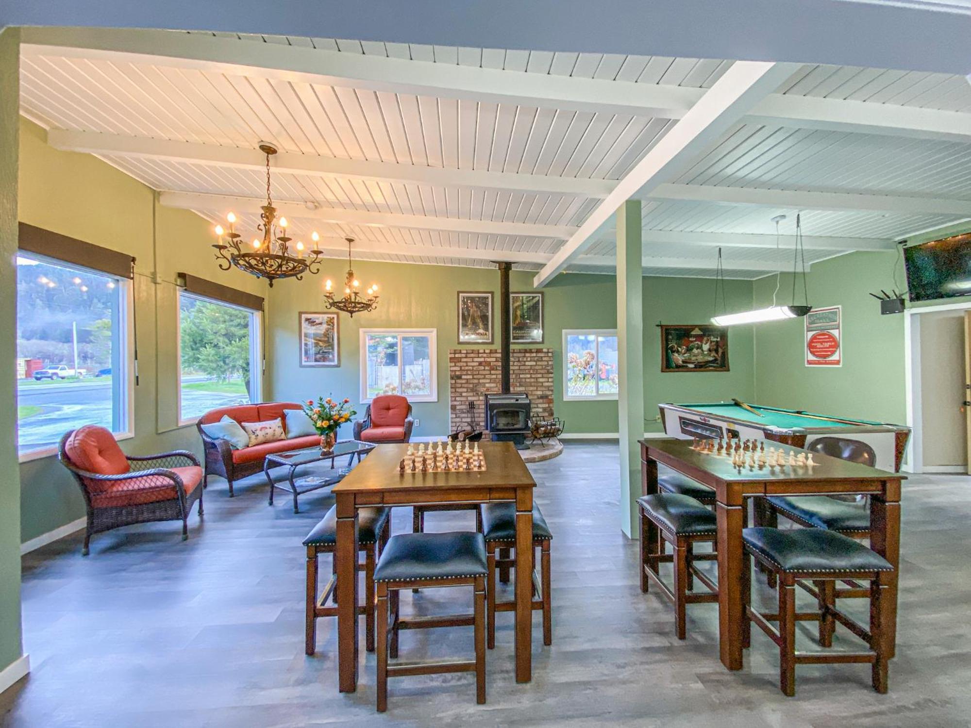 Riverview Cozy Home By The River Klamath Extérieur photo
